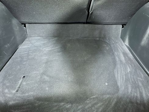 Used 2023 Nissan Leaf S image 34