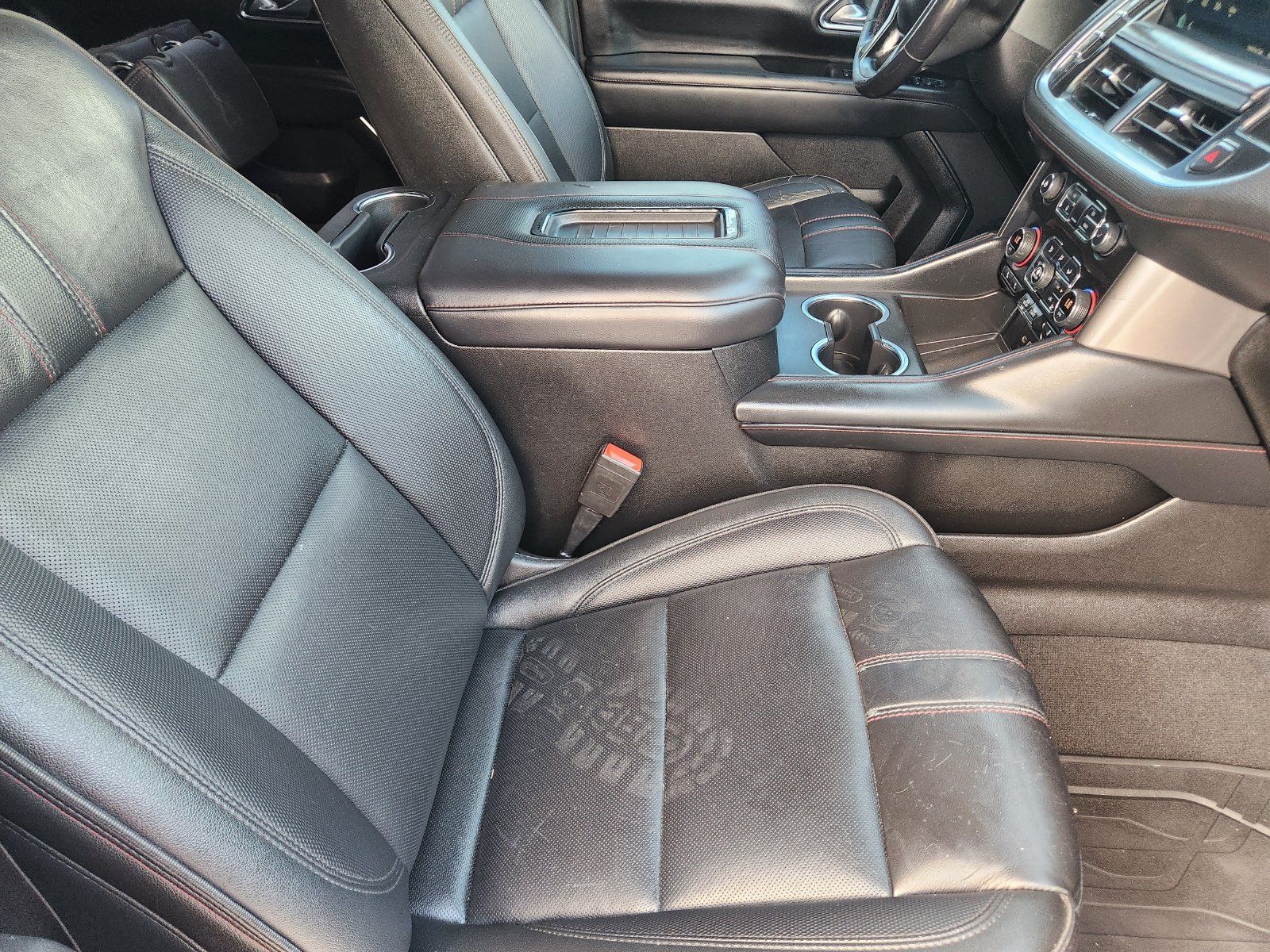 Used 2022 Chevrolet Tahoe RST w/ Luxury Package RWD image 16