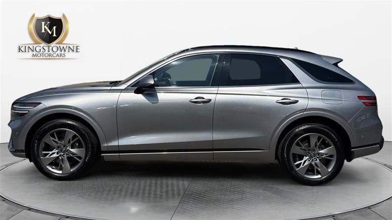 Used 2023 Genesis GV70 3.5T Sport w/ Sport Advanced Package AWD/4WD image 2