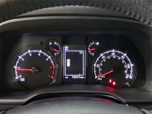 Used 2021 Toyota 4Runner SR5 Premium image 28