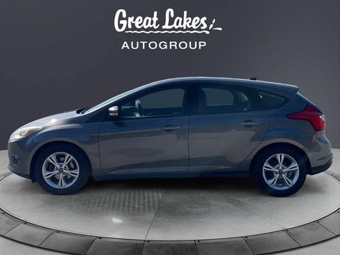 Used 2013 Ford Focus SE FWD image 2