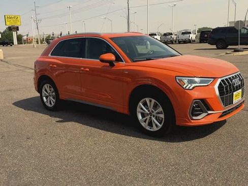 Used 2023 Audi Q3 2.0T Premium AWD/4WD image 2