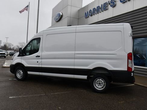New 2026 Ford Transit 250 148 Medium Roof w/ Load Area Protection Package RWD image 3
