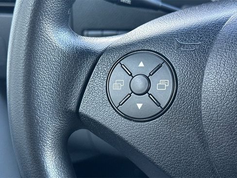 Used 2016 Mercedes-Benz Sprinter 2500 image 26