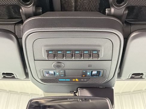 Used 2024 Ford Bronco Black Diamond AWD/4WD image 43