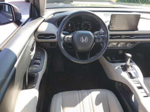 Used 2025 Honda HR-V EX-L image 10