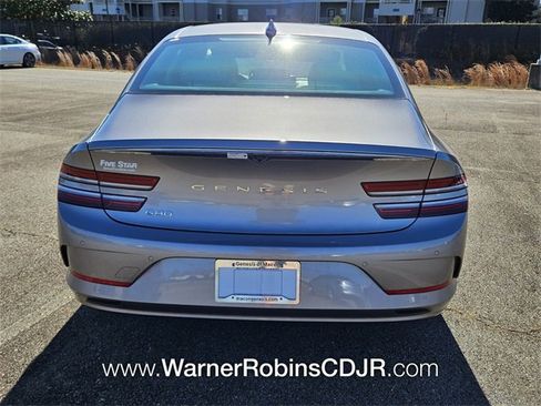 Used 2024 Genesis G80 image 10