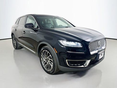 Used 2019 Lincoln Nautilus Reserve AWD/4WD image 3