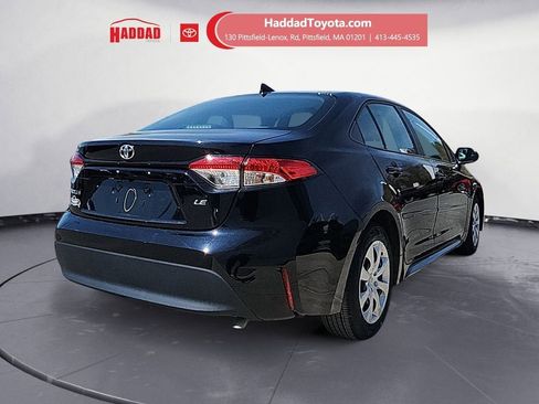 Used 2023 Toyota Corolla LE FWD image 5