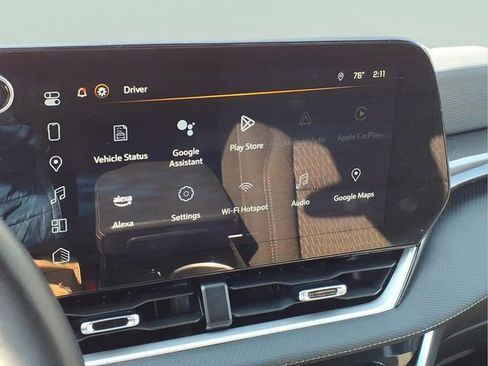 Used 2025 Chevrolet Equinox LT image 23