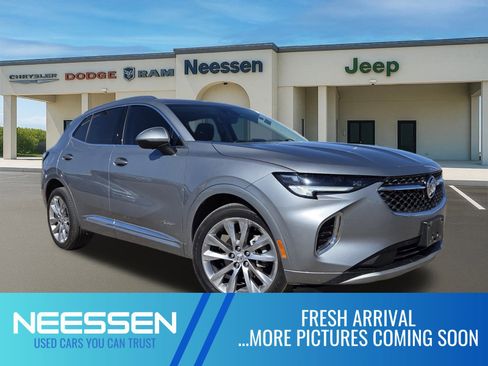 Used 2023 Buick Envision Avenir image 1