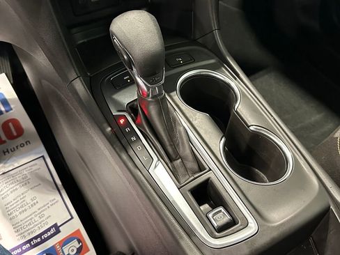 Used 2024 Chevrolet Equinox LT image 24