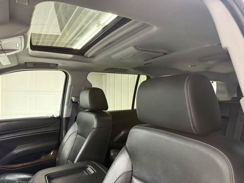 Used 2017 Chevrolet Suburban LT AWD/4WD image 13