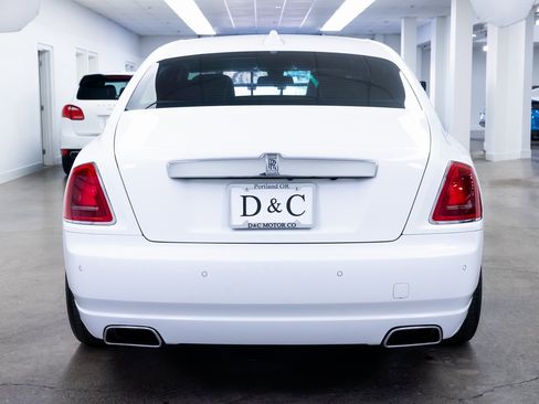 Used 2019 Rolls-Royce Ghost image 5