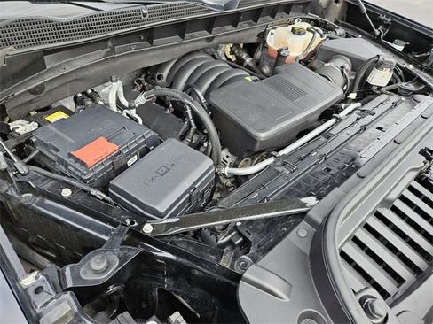 Used 2025 GMC Sierra 1500 SLT image 17