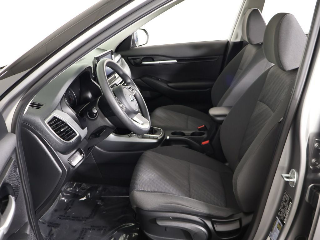 Used 2021 Kia Seltos LX AWD/4WD image 25