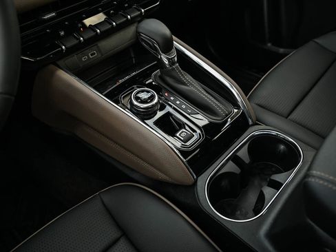 New 2026 GMC Canyon Denali image 25