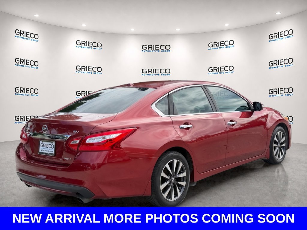 Used 2016 Nissan Altima 2.5 SV w/ Convenience Package FWD image 7