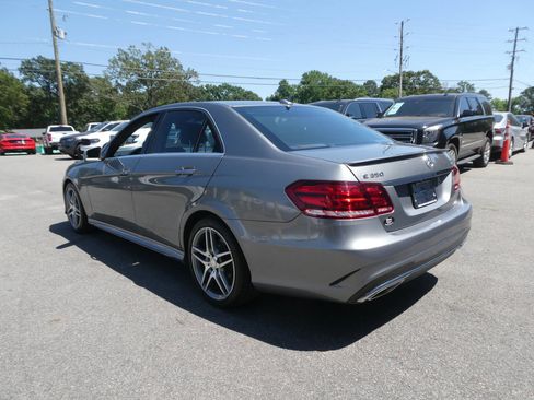 Used 2015 Mercedes-Benz E 350 4MATIC Sedan image 8