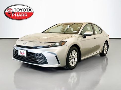 New 2025 Toyota Camry LE w/ Convenience Package FWD image 1