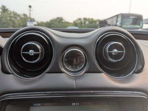 Used 2017 Jaguar XJ L Supercharged image 26