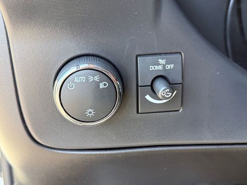 New 2026 Chevrolet Express 3500 LT image 19