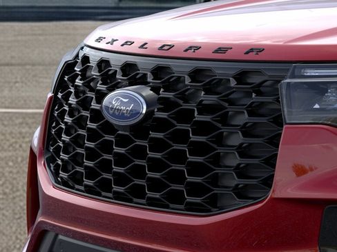 New 2026 Ford Explorer ST-Line w/ ST-Line Street Pack AWD/4WD image 17