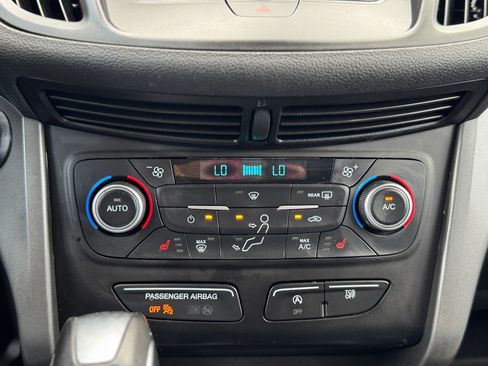 Used 2019 Ford Escape SEL AWD/4WD image 23