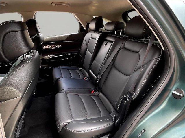 Used 2024 Genesis GV70 2.5T AWD/4WD image 24