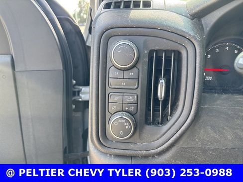 Used 2025 Chevrolet Silverado 2500 Custom w/ Custom Value Package image 13