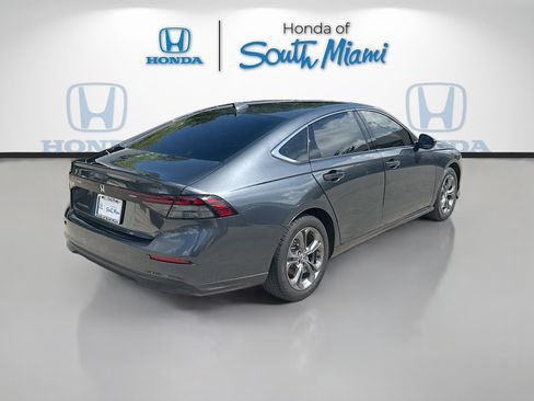 Certified 2023 Honda Accord EX image 7