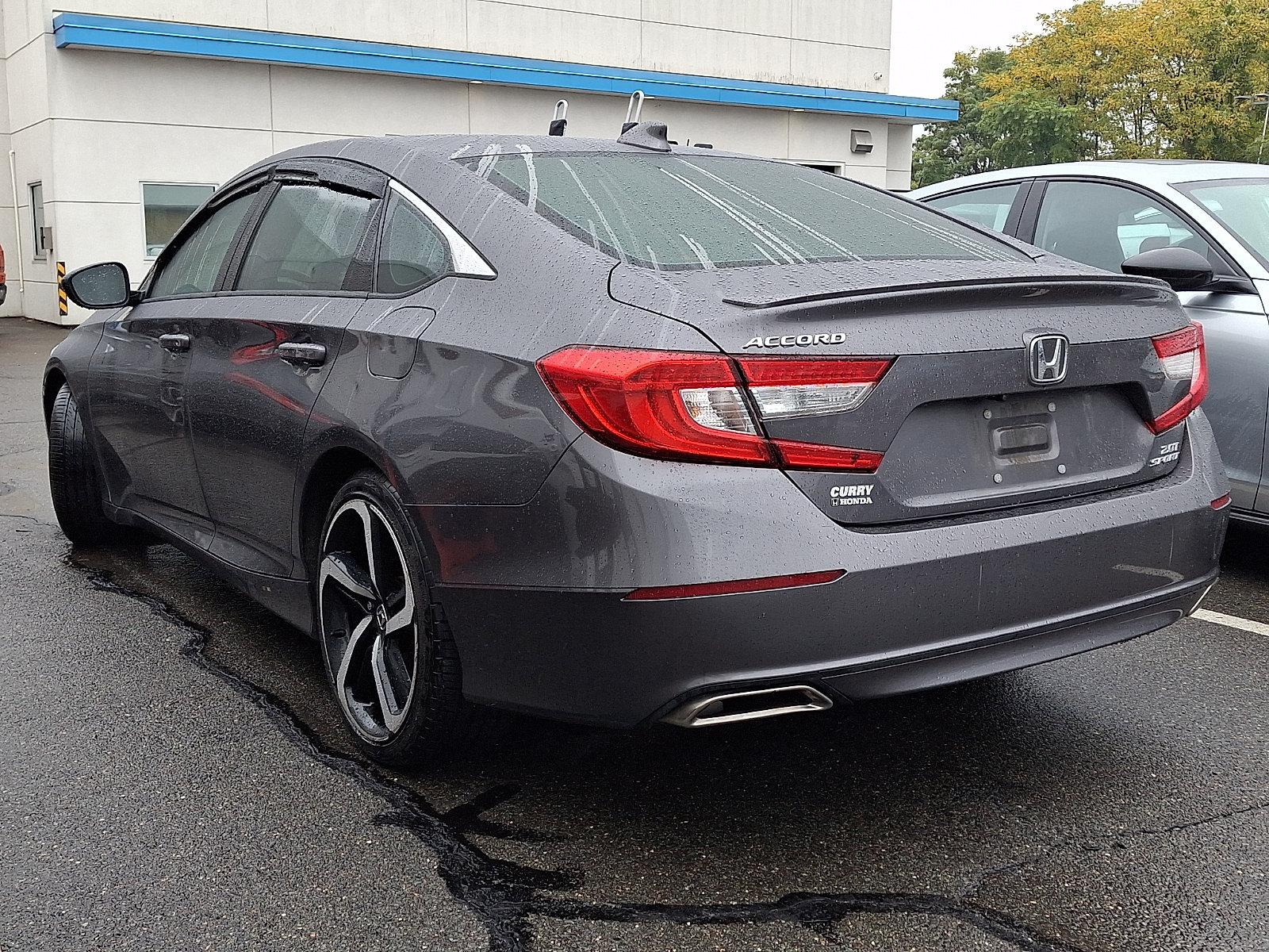 Used 2018 Honda Accord Sport image 4