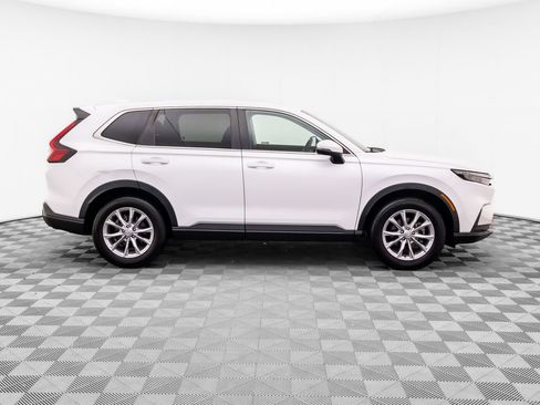 Used 2024 Honda CR-V EX image 8