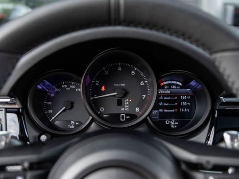 New 2026 Porsche Macan image 76