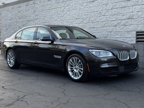 Used 2015 BMW 750Li xDrive xDrive w/ M Sport Edition image 4