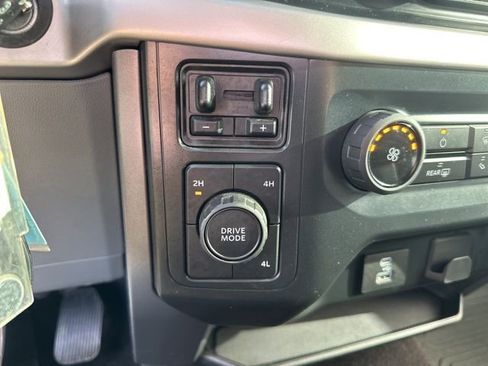 Used 2022 Ford F150 XLT w/ Trailer Tow Package image 19