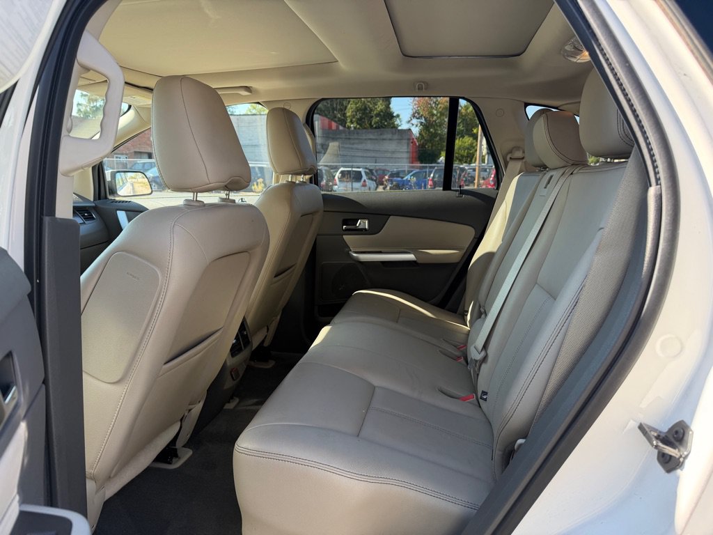Used 2012 Ford Edge Limited AWD/4WD image 9