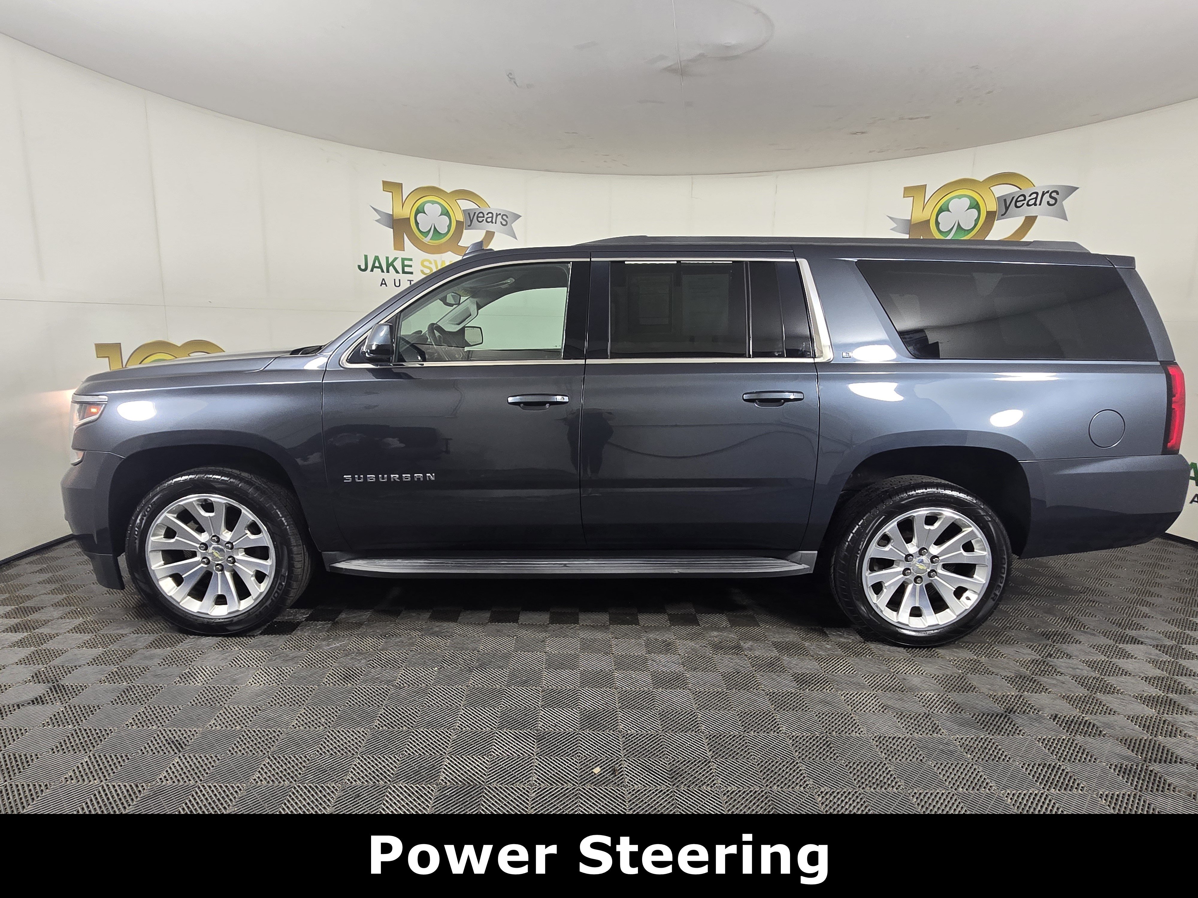 Certified 2019 Chevrolet Suburban LT RWD image 4