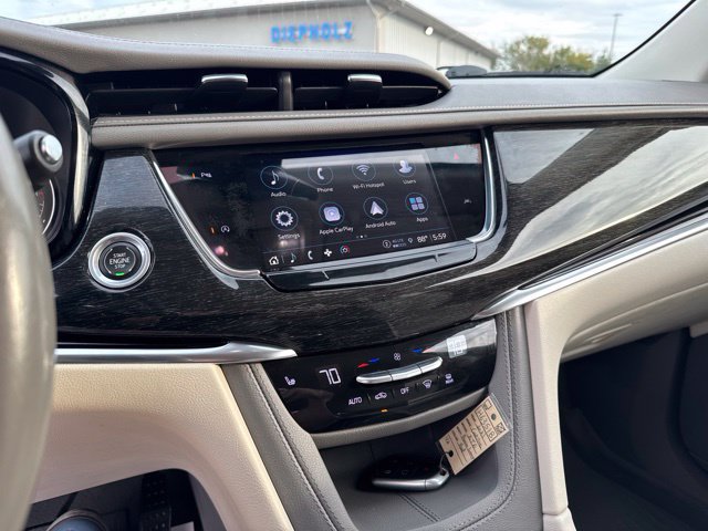 Used 2021 Cadillac XT6 Premium Luxury w/ LPO, Floor Liner Package AWD/4WD image 18
