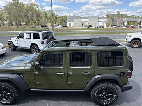 Used 2022 Jeep Wrangler 4WD Unlimited Willys image 36