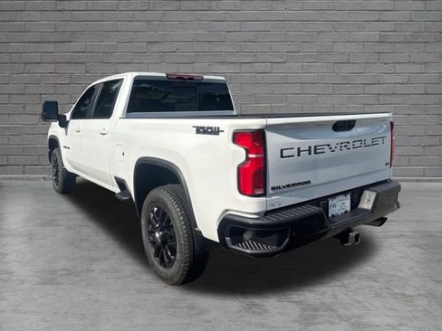 Used 2025 Chevrolet Silverado 2500 LT w/ Trail Boss Package AWD/4WD image 5