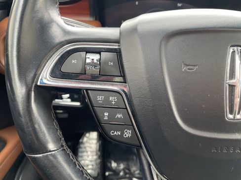 Used 2021 Lincoln Nautilus Reserve w/ Equipment Group 201A image 28