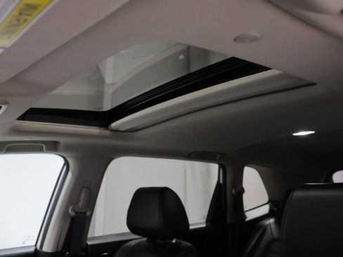 Used 2024 Honda CR-V EX-L image 10