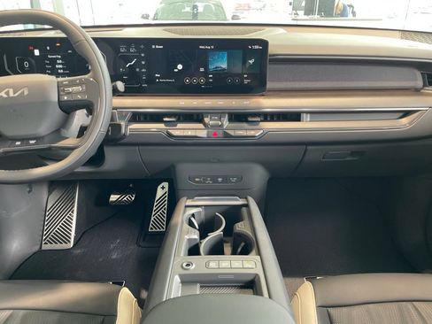 New 2026 Kia EV9 GT-Line AWD/4WD image 12
