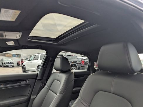 Used 2024 Honda Civic Sport Touring image 21