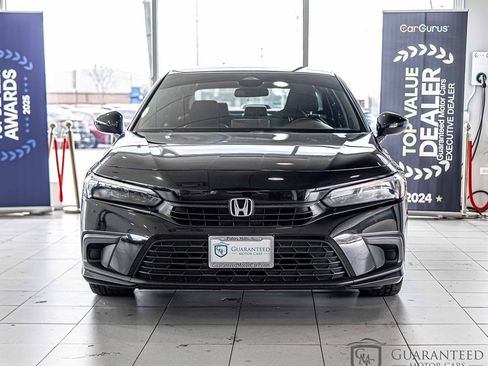 Used 2024 Honda Civic Sport image 2