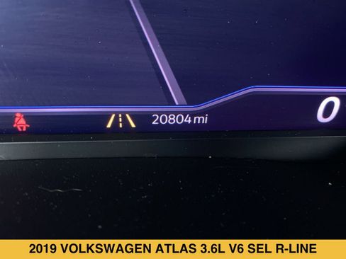 Used 2019 Volkswagen Atlas SEL R-Line AWD/4WD image 4