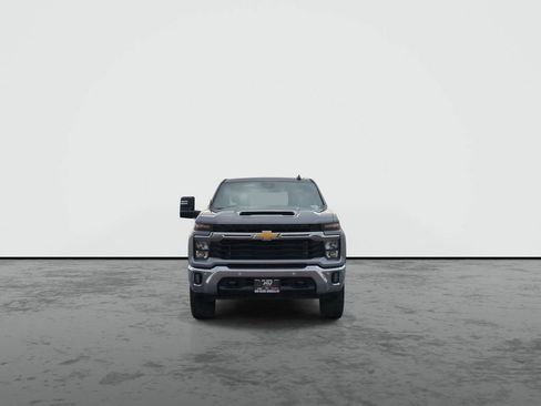 Used 2025 Chevrolet Silverado 3500 LT w/ All Star Edition AWD/4WD image 3