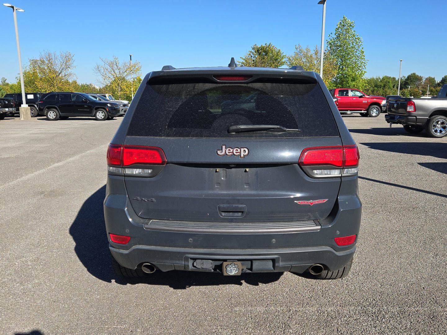 Used 2018 Jeep Grand Cherokee Trailhawk w/ Trailhawk Luxury Group AWD/4WD image 6