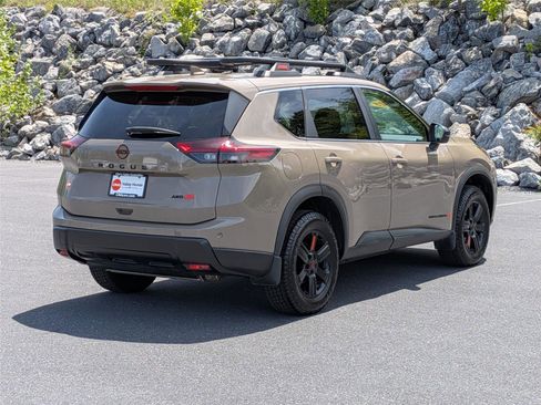 Certified 2025 Nissan Rogue SV w/ Rock Creek Premium Package AWD/4WD image 5